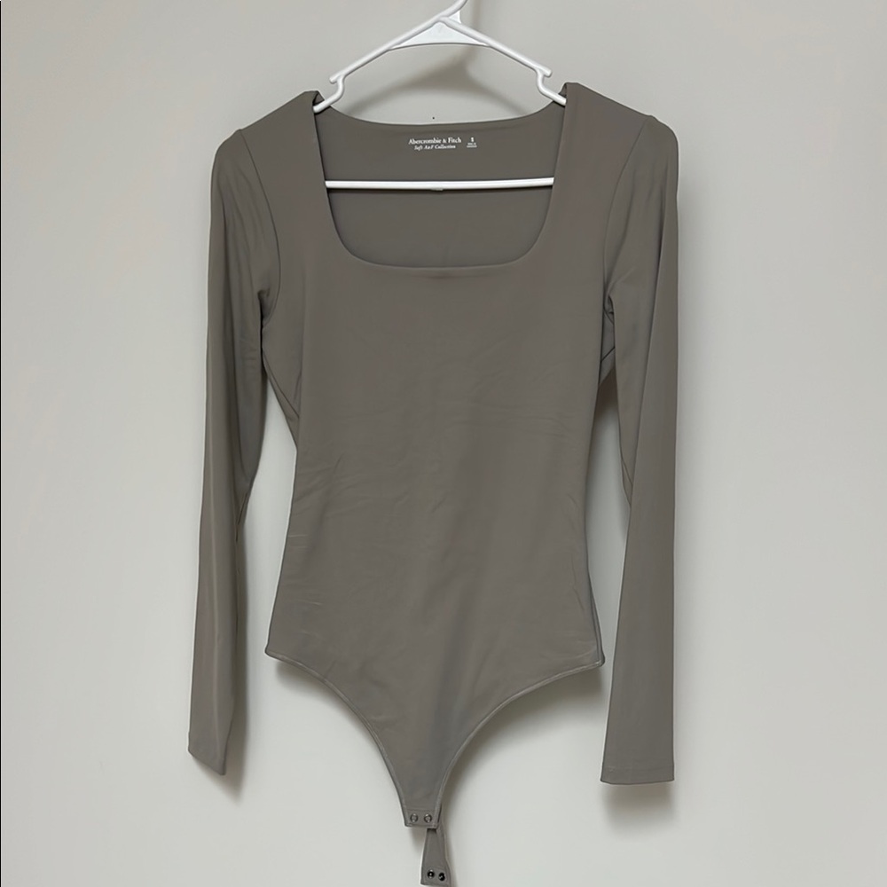 Abercrombie Square Neck Long Sleeve Bodysuit